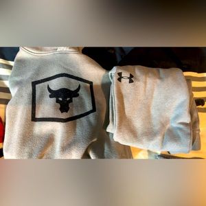 Boys Under Armour the rock warm ups. Includes hoodie and pants